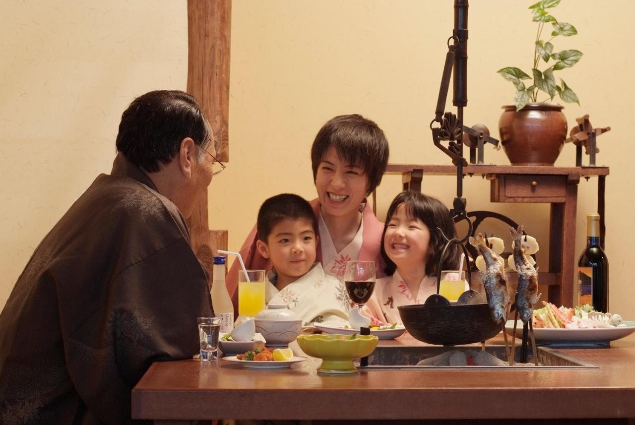 Marukoma Onsen Ryokan Chitose  Buitenkant foto