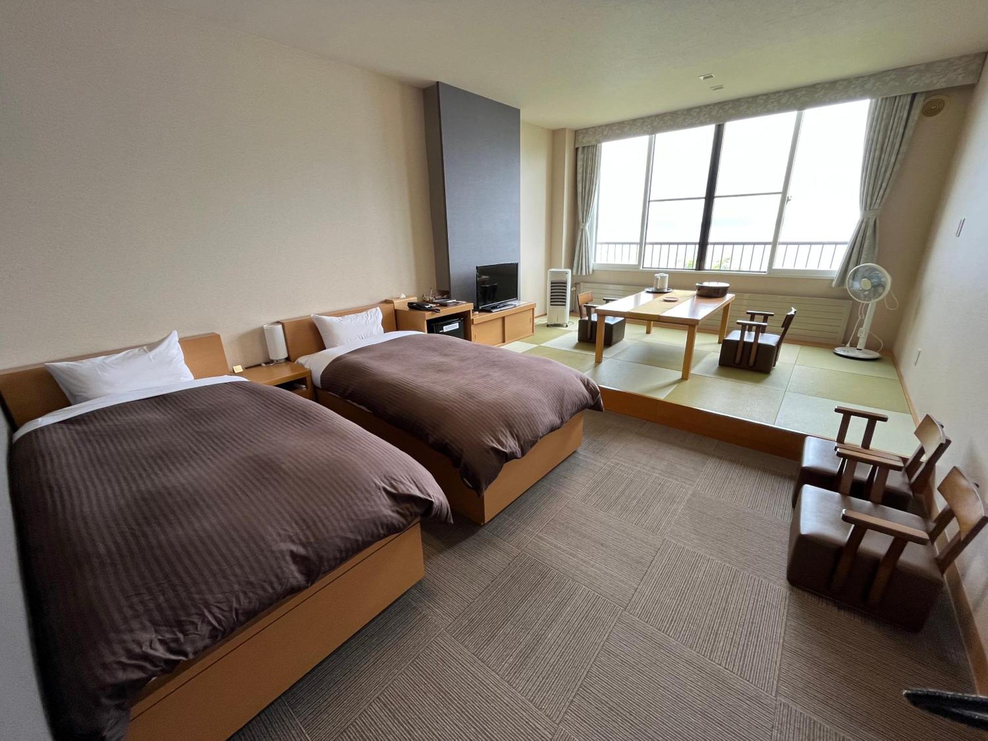 Marukoma Onsen Ryokan Chitose  Buitenkant foto
