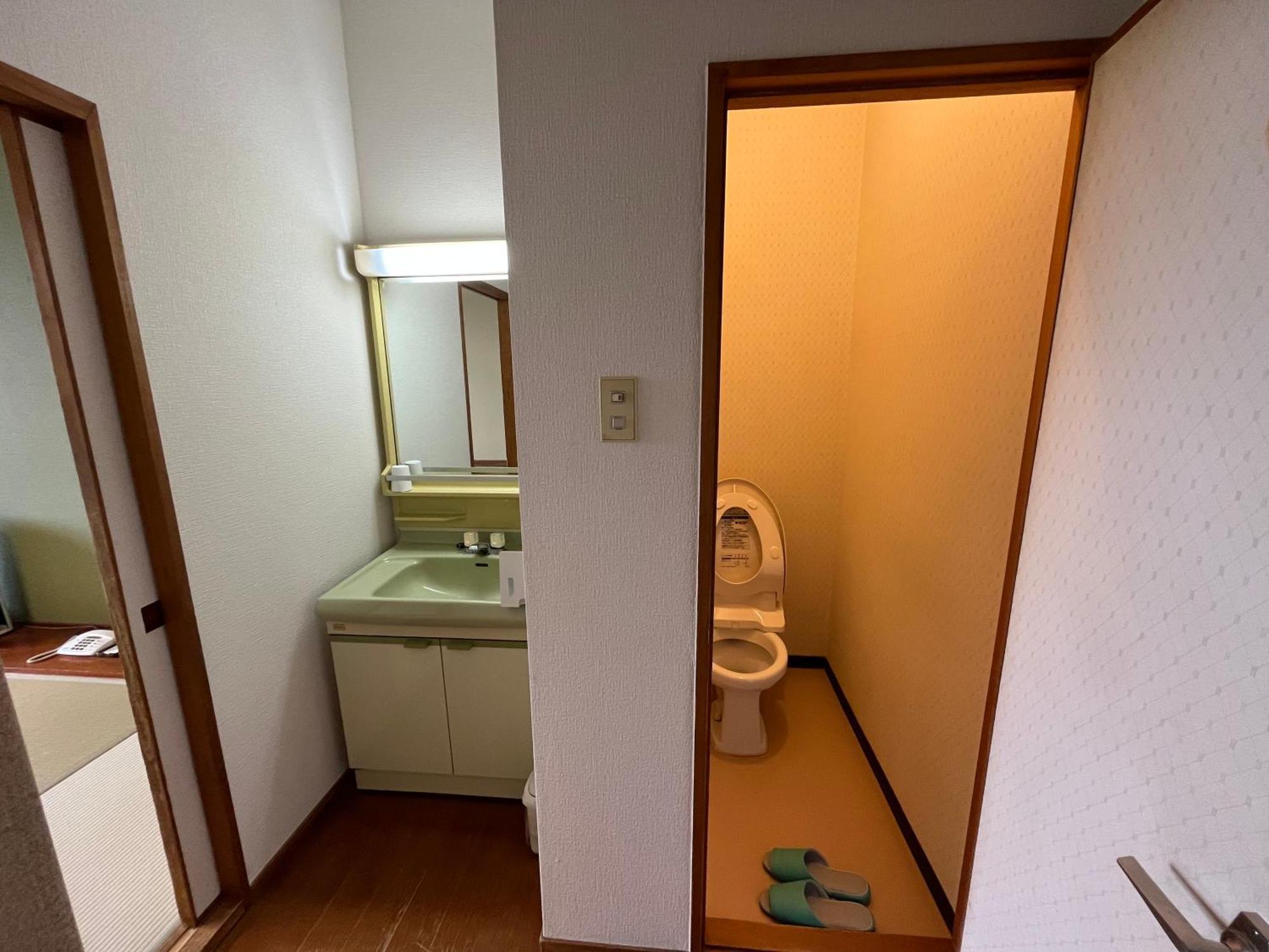 Marukoma Onsen Ryokan Chitose  Buitenkant foto